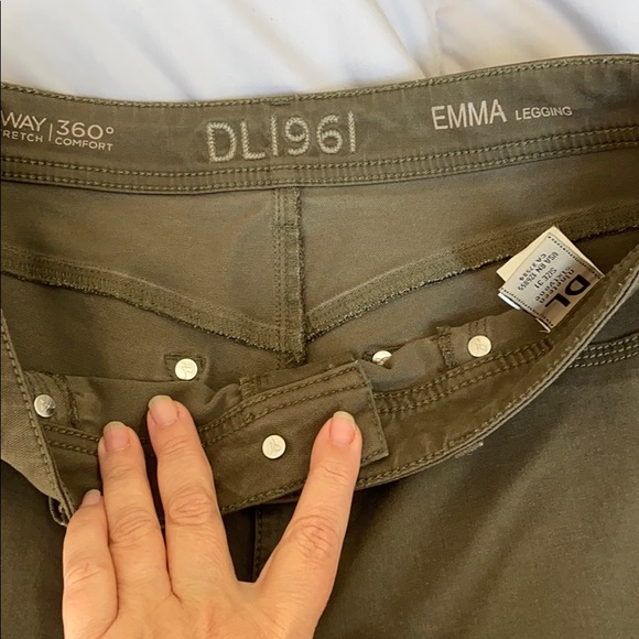 Khaki DL1961 Jeans - Picture 3 of 5